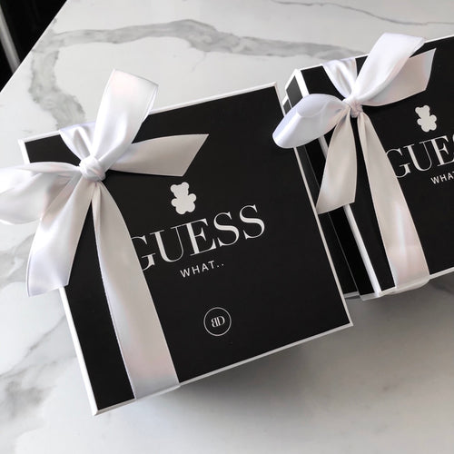 BABY ANNOUNCEMENT - 'GUESS WHAT' GIFT BOX